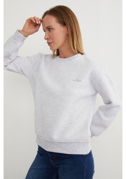 3 Iplik Metal Aksesuarlı Bisiklet Yaka Sweatshirt modelleri