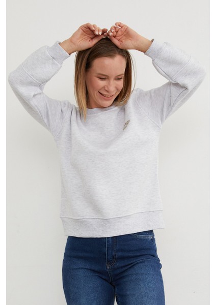 3 Iplik Metal Aksesuarlı Bisiklet Yaka Sweatshirt indirimleri