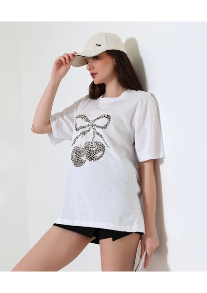 Leopar Desenli Kiraz Baskılı Tişört fiyatları