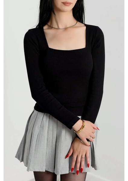 Çerçeve Yaka Kaşkorse Bluz Siyah indirimleri