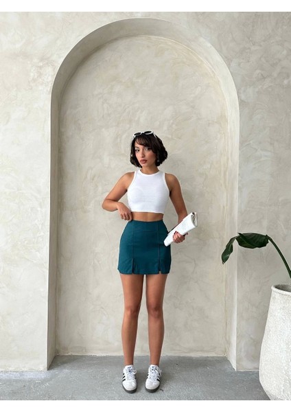 Çift Yırtmaçlı Atlas Şort Etek Petrol Yeşili S240364 modelleri