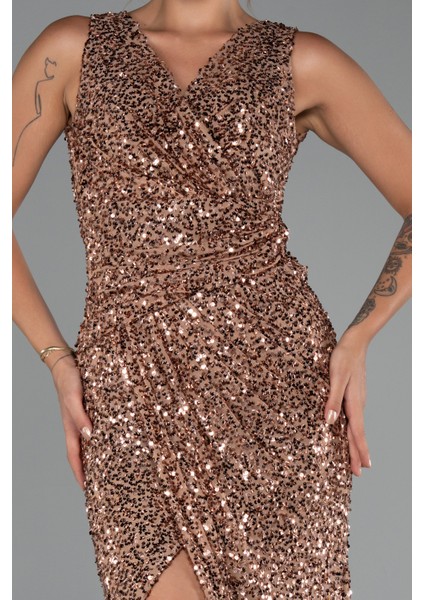 Kolsuz Yırtmaçlı Uzun Pullu Abiye Elbise ABU5281 modelleri