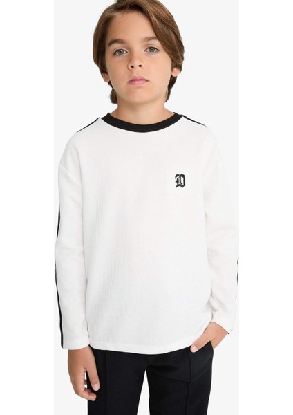 Erkek Çocuk Oversize Geniş Kalıp Bisiklet Yaka Aplike Waffle Uzun Kollu Tişört G1807A825AU