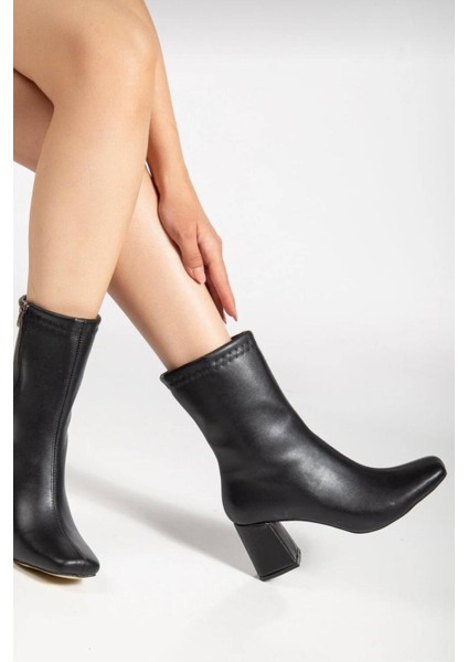 Orta Boy Topuklu Fermuarlı Küt Burun Kadın Deri Bot Bootie modelleri