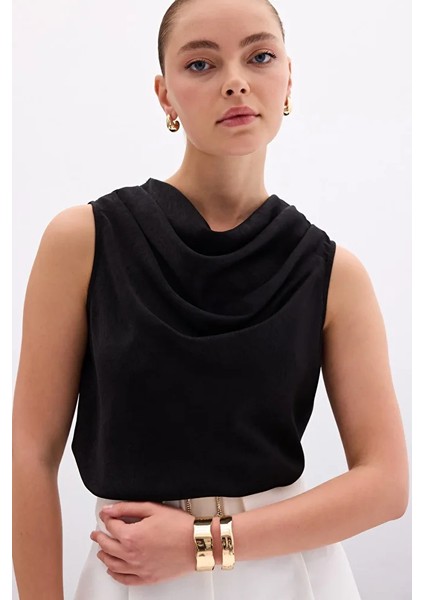 Degaje Yaka Saten Bluz - Siyah fiyatları