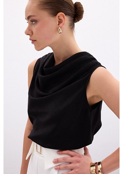 Degaje Yaka Saten Bluz - Siyah modelleri