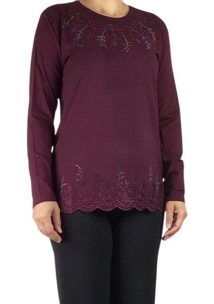 Kadın Yaka ve Etek Ucu Taş ve Işlemeli Mevsimlik Bluz modelleri