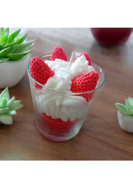 Kremalı Çilek Kokulu Soya Wax Mum