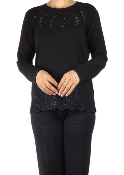 Kadın Yaka ve Etek Ucu Taş ve Işlemeli Mevsimlik Bluz fiyatları