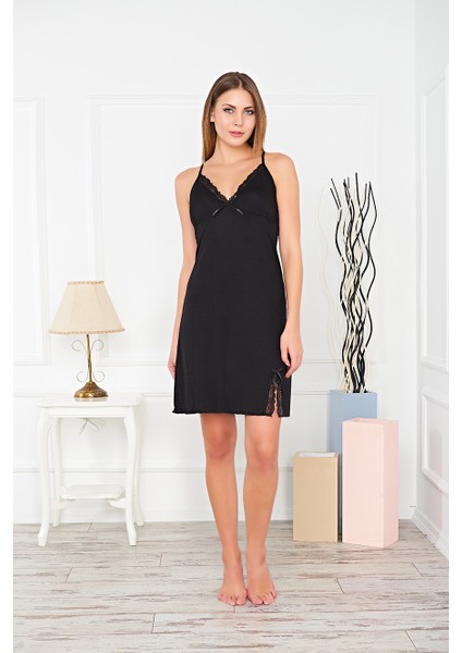 Kadın Siyah Süper Yumuşak Örme Viskon Yırtmaçlı Ip Askılı Gecelik