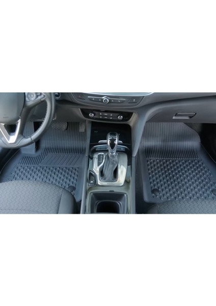 Opel İnsignia 2017-2023 Uyumlu 4.5D Premium Havuzlu Oto Paspas- İnsignia modelleri