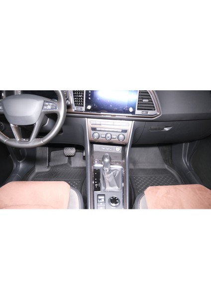 Seat Ateca 2017-2022 4.5D Havuzlu Paspas Siyah