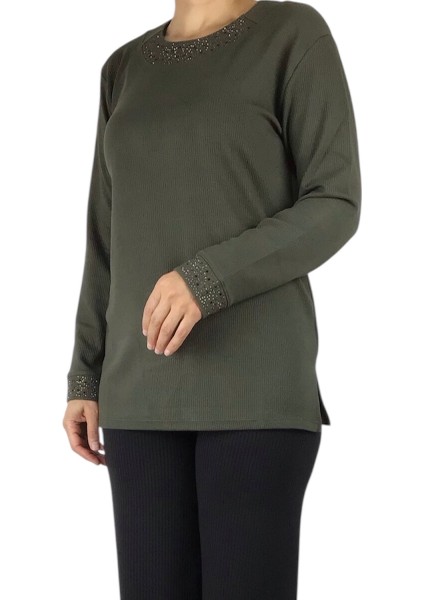 Kadın Yaka ve Kolağzı Taş Işlemeli Mevsimlik Bluz fiyatları