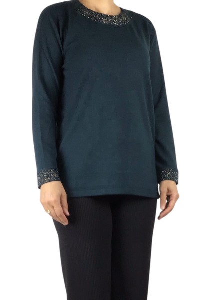 Kadın Yaka ve Kolağzı Taş Işlemeli Mevsimlik Bluz fiyatları