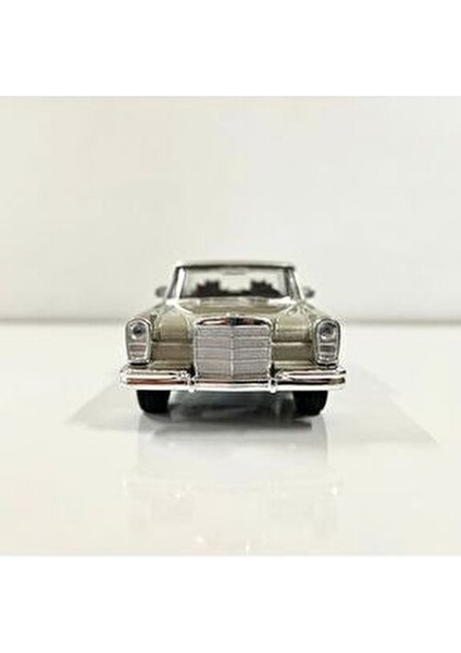 1963 Mercedes-Benz 600 1/36 Ölçek Welly Diecast Metal Model Araba Oyuncak Araba Çek Bırak Araba fiyatları