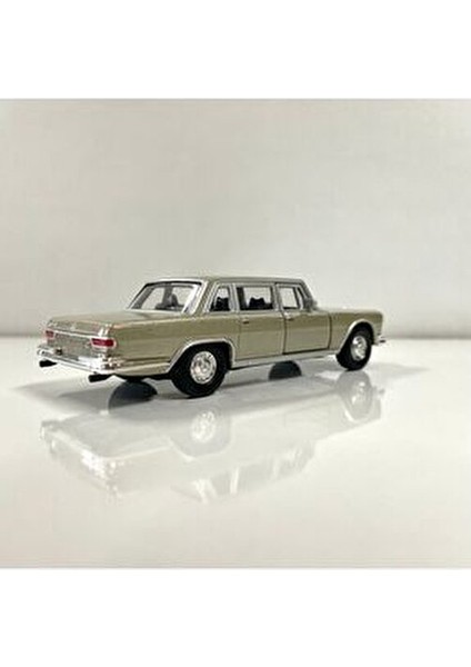 1963 Mercedes-Benz 600 1/36 Ölçek Welly Diecast Metal Model Araba Oyuncak Araba Çek Bırak Araba indirimleri
