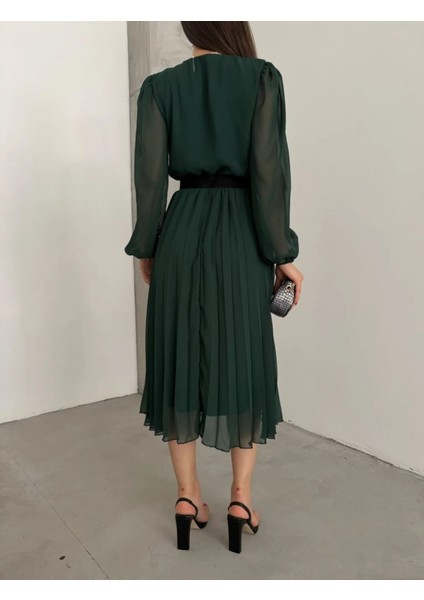 Eyesof Kadın Şifon Kumaş Astalı Kloş Kesim Kruvaze Yaka Midi Boy Elbise modelleri