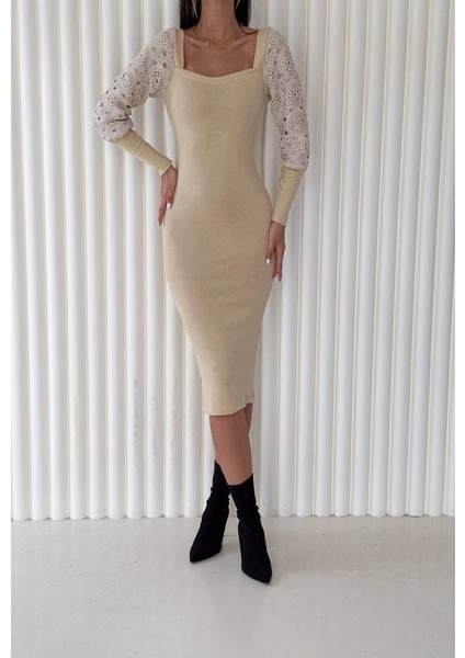 Eyesof Kadın Kare Yaka Kolları Manşet ve Tül Detay Fırsat Ürün Midi Boy Elbise