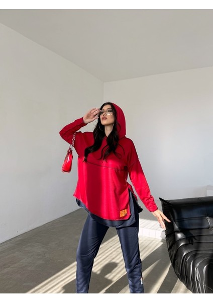 Eyesof Kadın Kırmızı Kapşonlu Etek Ucu Detay Arma Ters Dikiş Gorunumlu Ikili Takım