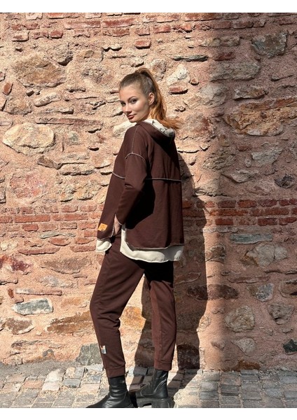 Eyesof Kadın Kahve Kapşonlu Etek Ucu Detay Arma Ters Dikiş Gorunumlu Ikili Takım modelleri