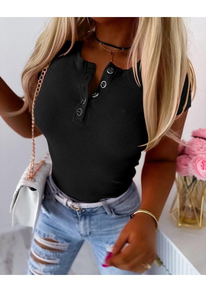 Eyesof Kadın Kısa Kollu Yuvarlak Yakalı Düğme Detay Kaşkorse Bluz