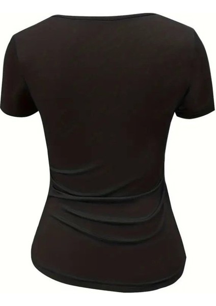 Eyesof Kadın Kısa Kollu Yakası Açık Lazer Kesik Detaylı Viskon Bluz