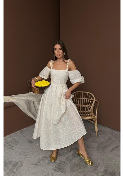 Eyesof Bej Omuzu Bağcıklı Balon Kollu Brode Elbise fiyatları