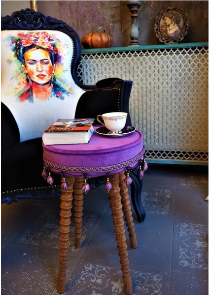 Mor Kadife Kumaştan Ahşap Ayaklı Dekoratif Puf Sehpa indirimleri