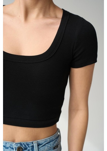 Eyesof Geniş Yaka Bady - Siyah fırsatları