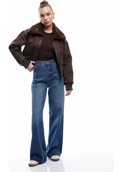 Uzun Kollu Suni Kürk Yaka Detaylı Femuarlı Bomber Ceket fiyatları