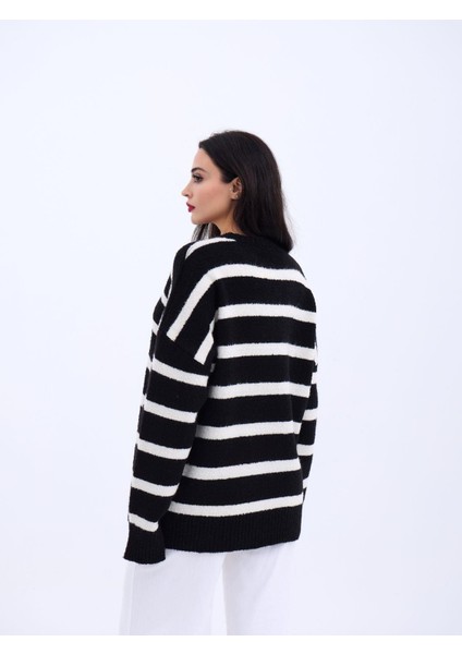 Eyesof 43111 Triko Çizgili Salaş Kazak-Siyah-Ekru fırsatları