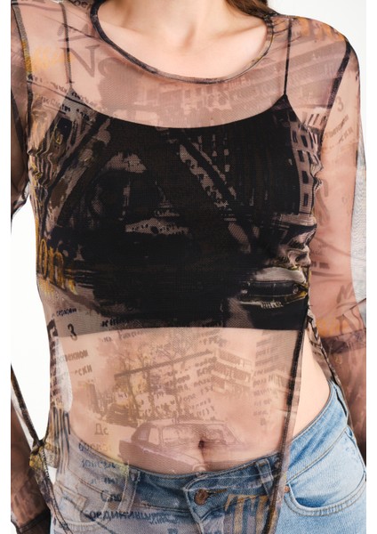 Yırtmaç Detaylı Bluz