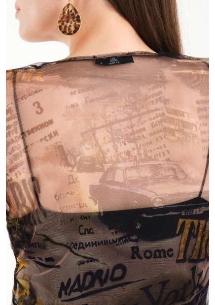 Yırtmaç Detaylı Bluz