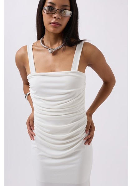 Eyesof Yırtmaç Detay Sırt Dekolte Elbise modelleri