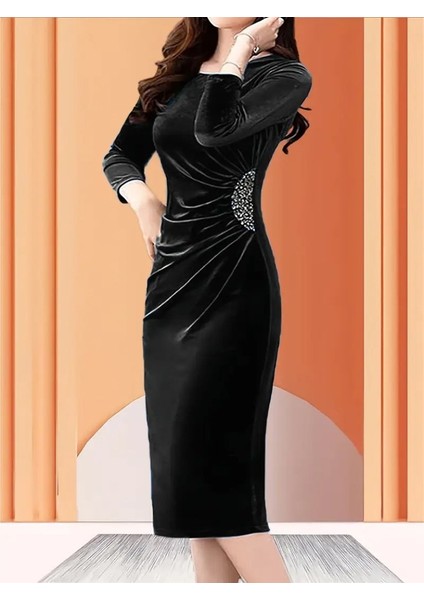 Eyesof Kadın Uzun Kollu Bot Yaka Yanı Taş Detaylı Midi Kadife Elbise