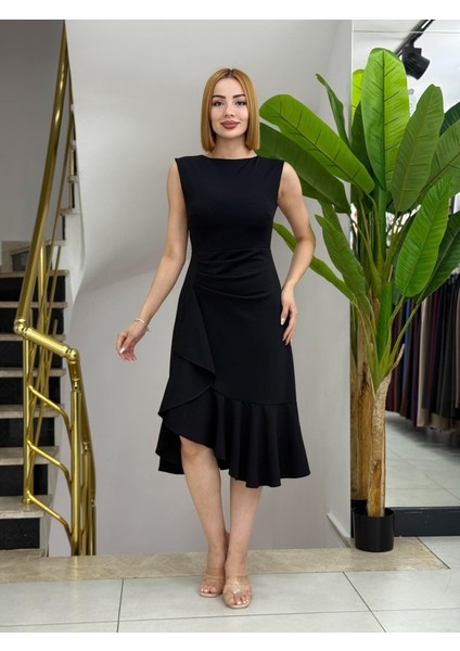 Eyesof Kadın Sıfır Kollu Belden Büzgülü Eteği Volanlı Asimetrik Kesim Midi Janjan Krep Elbise