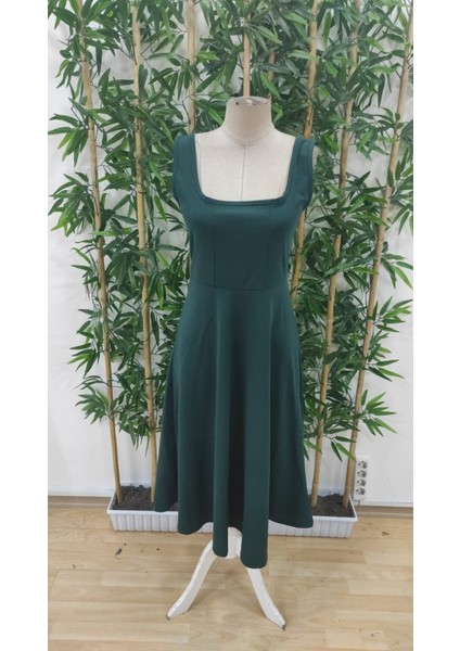 Eyesof Kadın Askılı Kare Yakalı Midi Ithal Krep Elbise