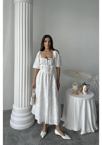 Eyesof Beyaz Dantel Detaylı Brode Elbise fiyatları