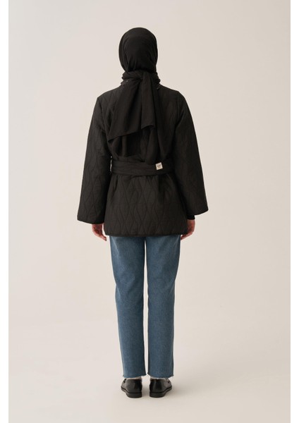 Siyah-Ince Kapitone Kruvaze Kuşaklı Ceket fırsatları