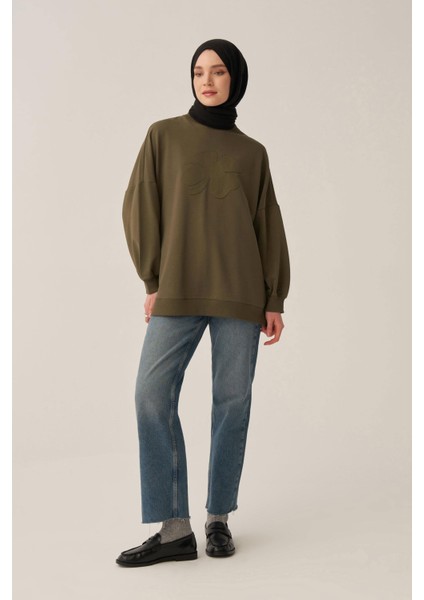 Haki-Pamuklu Aplikeli Sweatsirt modelleri