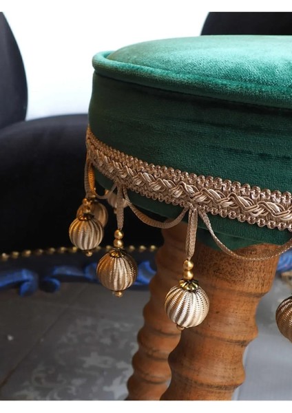 Yeşil Kadife Kumaştan Ahşap Ayaklı Dekoratif Puf Sehpa fiyatları