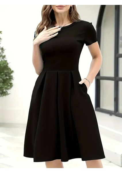 Eyesof Kadın Kısa Kollu Bisiklet Yaka Önden Pile Detaylı Janjan Krep Elbise modelleri