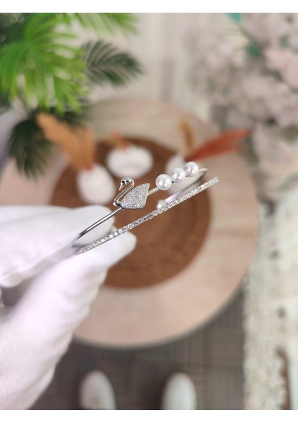 Kadın Zirkon ve Inci Taşlı Kuğu Model Bileklik fiyatları