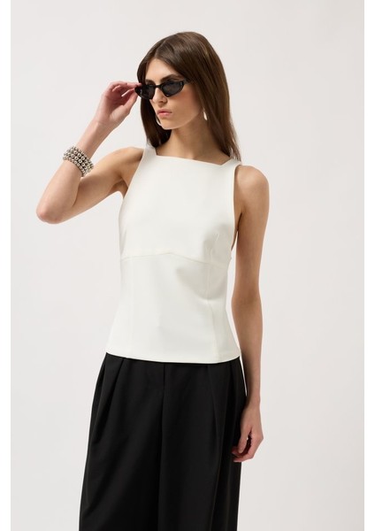 Eyesof Sırt Kurdele Detay Bluz modelleri