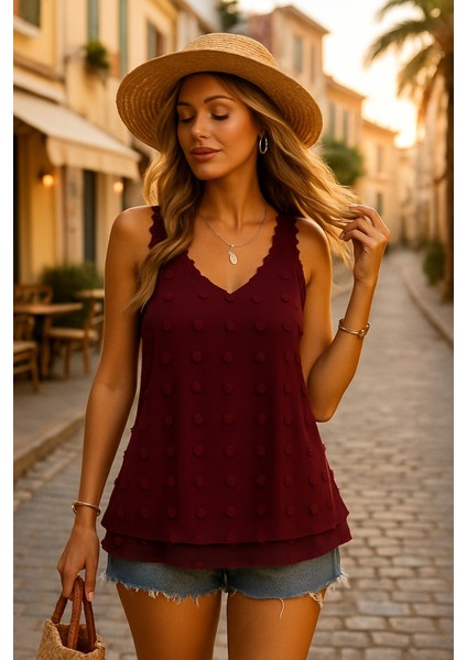 Eyesof Kadın Dantel Askılı V Yakalı Sırtı Çapraz Detaylı Ponpon Bluz