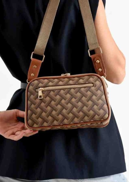 Eflanmoda Lnr Polo 5 Bölmeli Ayarlanabilir Çapraz Askılı Kadın Omuz Çantası fiyatları