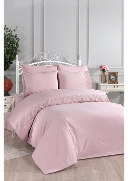 Fransız Güpürlü Kuris Nevresim Takımı Pudra