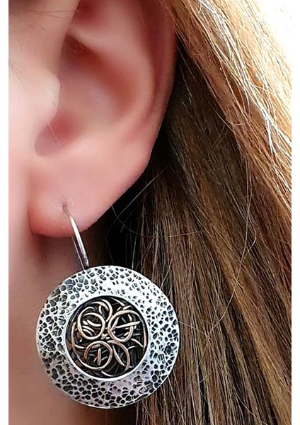 Tasarım gümüş el işi küpe