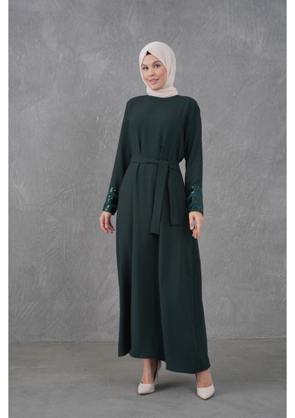 Manşeti Aksesuarlı Günlük Elbise