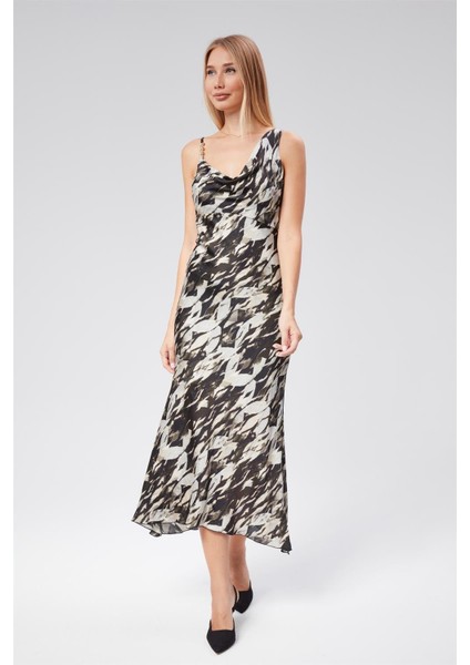 Desenli V Kesim Elbise fiyatları